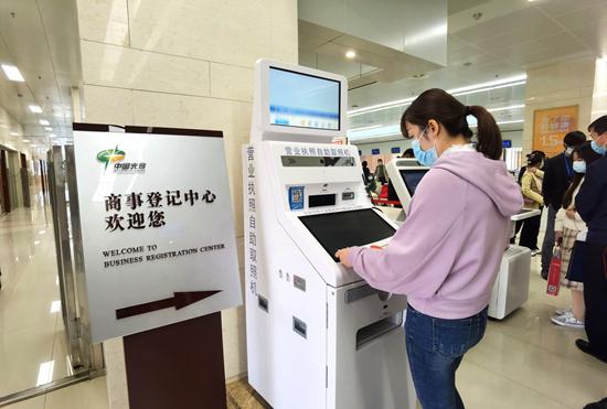 聚焦荊楚脈動(dòng) 央地媒體聯(lián)合采訪，解碼湖北互聯(lián)網(wǎng)信息服務(wù)新篇章